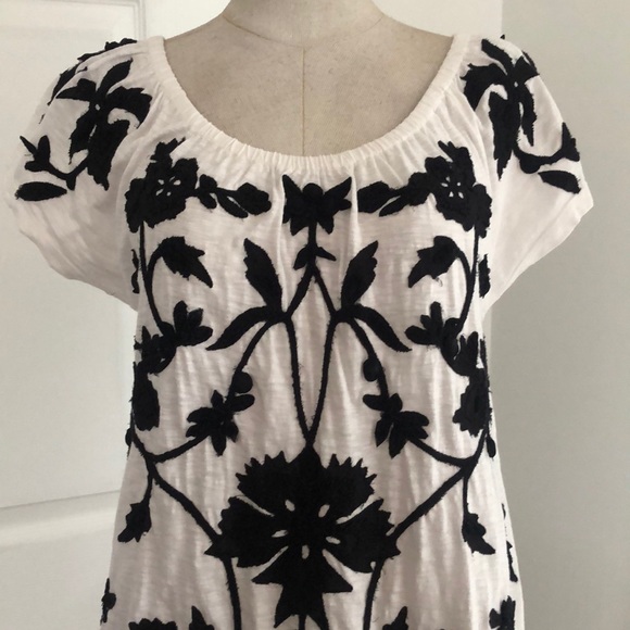 Anthropologie Tops - Anthropology Akemi + Kin Top